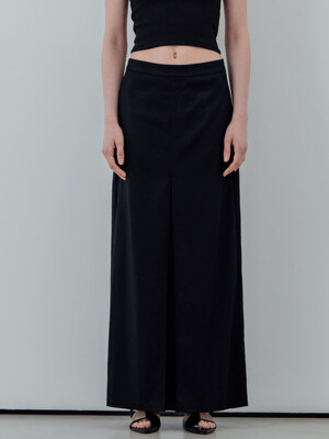 Divide Maxi Skirt_Black