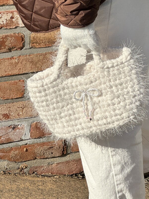 Lovely Fringe Mini Bag (white)