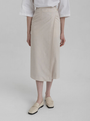 Wool Back Pocket Wrap Skirt (ivory)