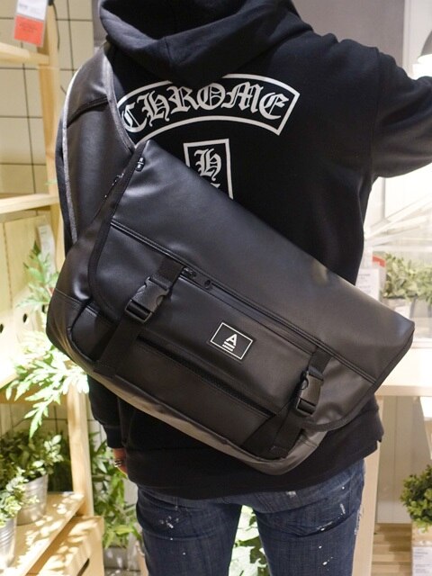 ABROAD에이비로드][PREMIUM]Smart Messenger Bag (black)