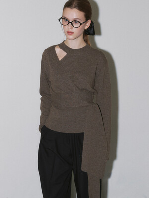 comos 1314 cross wrap choker neck knit (brown)