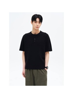 헨리넥 반소매 니트 풀오버  블랙 (455451EQ25)