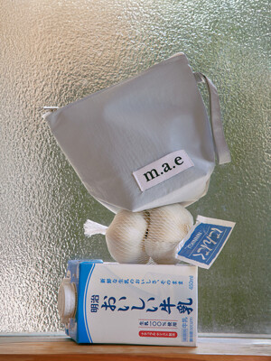 Shell Pouch _ Sky Blue