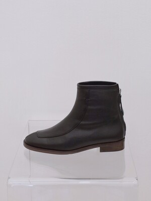 Plain ankle boots Black