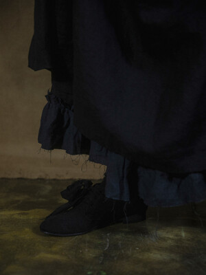 Plain frilled petticoat - black 플레인 프릴드 페티코트