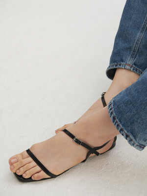 Square Flat Sandals_Black