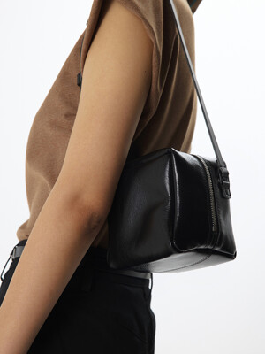 CUBE LEATHER BAG (BK)