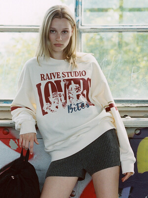 RAIVE Lovers Graphic Sweatshirt VW4AE109_2color