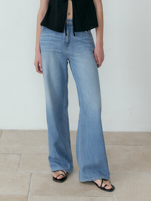 Washed Loose Jeans (blue)