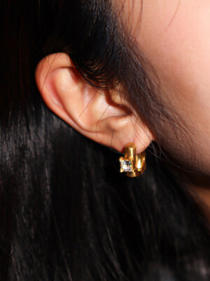 MOMO Earrings (Coco) 모모 스퀘어 귀걸이 (실버 925)