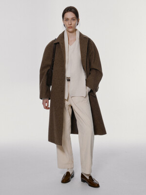 Wool balmacaan coat (Taupe)