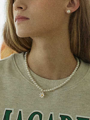 Daisy Pearl Necklace - Gold