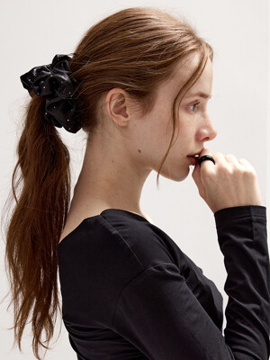 Cubic scrunchie, Stella