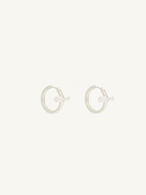 Crossed Ring Earrings [ Silver ]