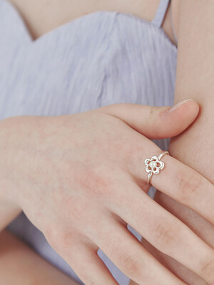 Flower Pearl Ring