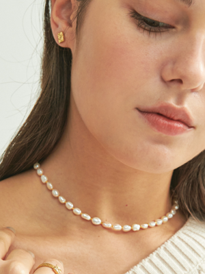 Shiny Pebble Fresh Water Pearl Silver Necklace In369 [Gold]