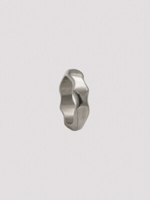 Rippling Thick Ring (silver)
