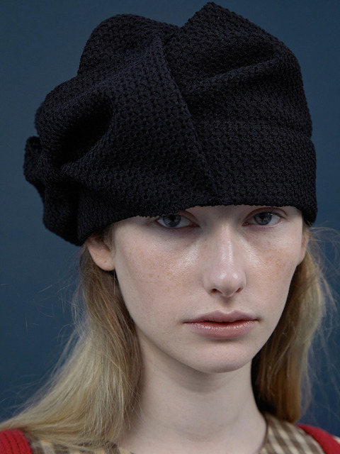 BLACKBLONDのBBD Ripped Custom Short Beanie 全3色 BLACKBLONDのBBD Ripped Custom Short Beanie 全3色 (BLACKBLOND