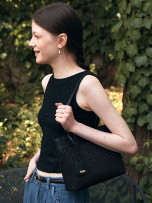 Elise Weaving Shoulder Bag Black
