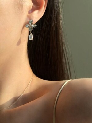 White Moonstone earring