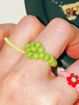Muscat Green Bold Beads Ring 비즈반지
