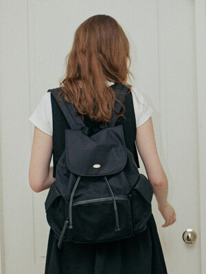 POCKET NYLON BACKPACK_BLACK