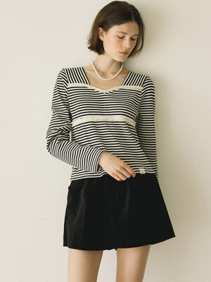 STRIPE LACE T-SHIRT - BLACK