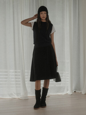 CORDUROY FLARE HALF SKIRT_BLACK