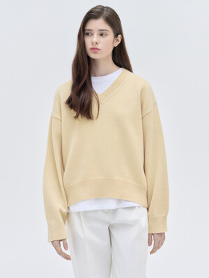 25SN relax-fit v-neck pullover [YL]