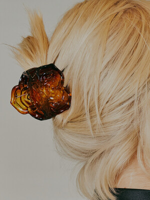 Brown Vintage Rose Claw