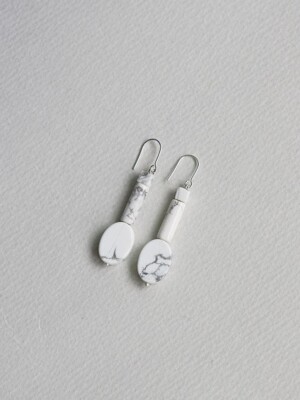 Earring020 White