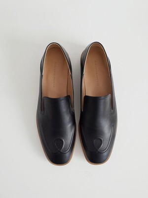 Embo stitches loafers Black