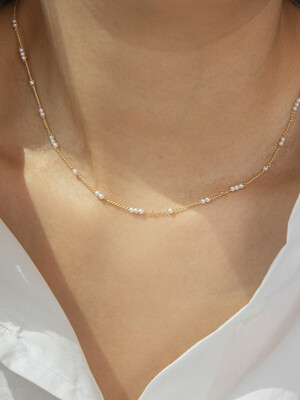 Pearl Point Necklace