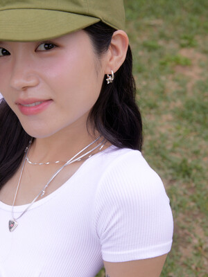 chubby star one-touch earring