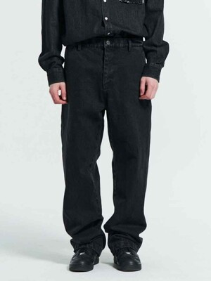 MPa CALF LOGO DENIM PANTS (BLACK)