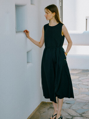 Amelie Sleeveless Dress Navy