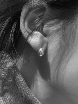 CRACK earring (silver)