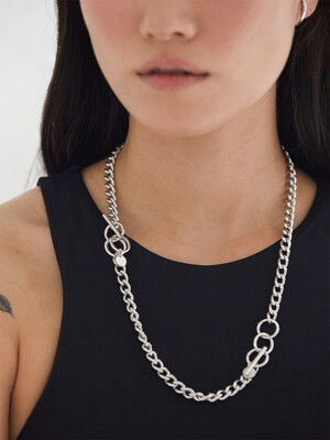 BOLD CHAIN NECKLACE SILVER