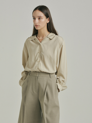 Shirring Volume Blouse_BEIGE