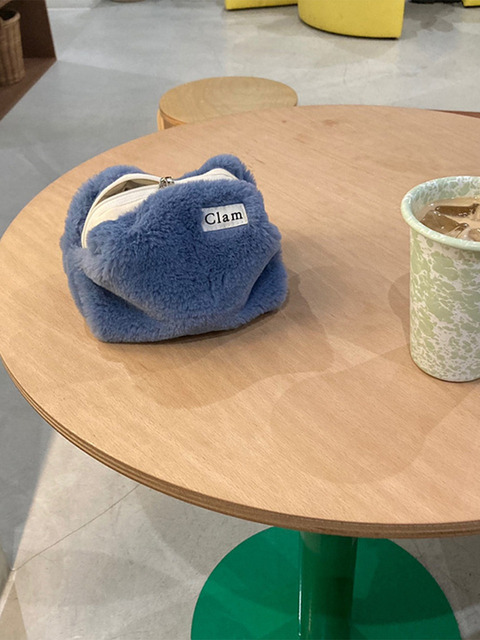 클러치 - 클램 (Clam) - Clam round pouch _ Fur Cosy blue