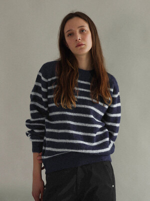 Clean wool stripe knit_navy
