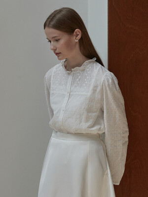 Vintage lace frill blouse - Off white