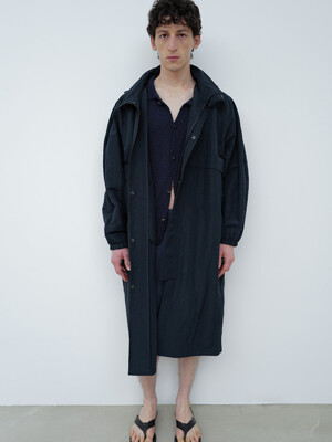 HOODED PANELED COAT [NAVY]