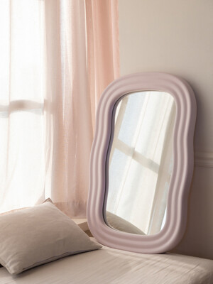 [배송 4-6주 소요] Wave Mirror (Pastel Pink / Small)