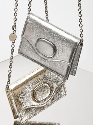 EGGSHELL PETITE CHAIN BAG_CHAMPAGNE