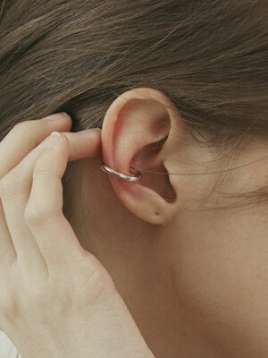 Cent ear cuff