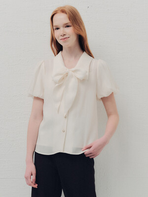 WED_Ribbon short-sleeved bow blouse