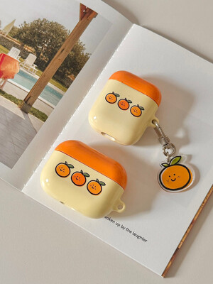 Three tangerines air pods case (hard)