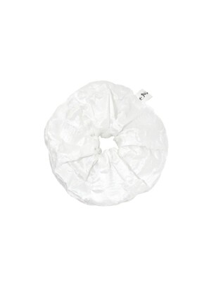 Floral scrunchie_Jacquard white