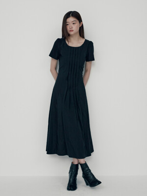 Pintuck line dress (Black)